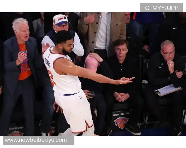 克里斯表现出色13投8中砍下23分8篮板2助攻1盖帽助球队获胜