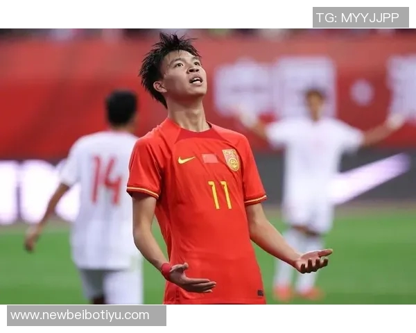 王钰栋精准传球助攻李新翔单刀机会可惜未能把握住